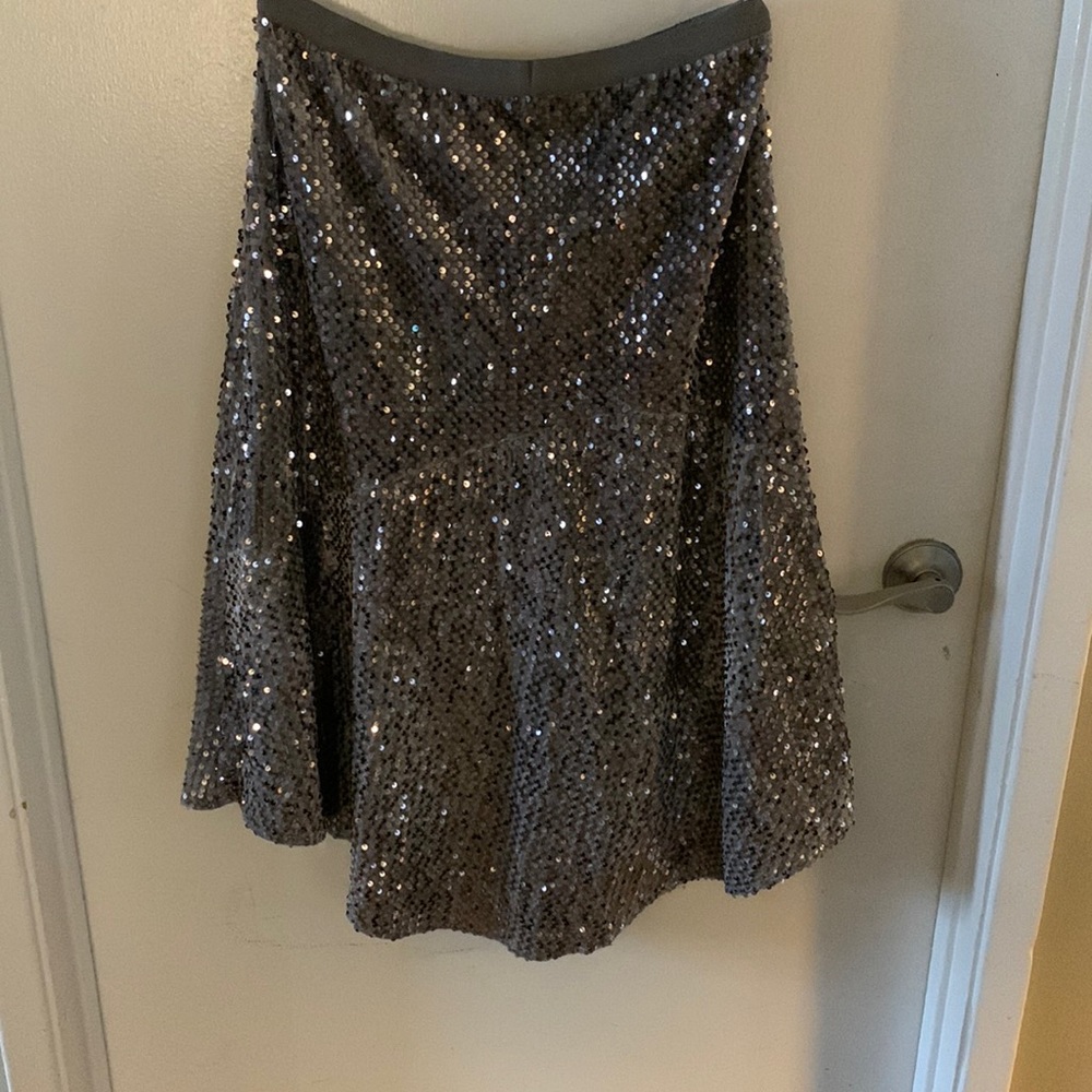 Ladies skirt